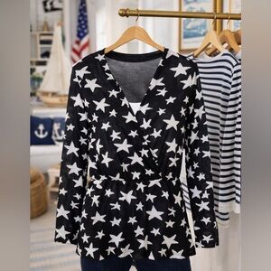 FAIR CHILD STAR PRINT SURPLICE KNIT TOP